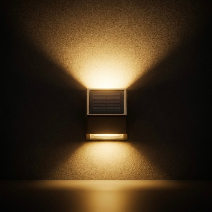 Luvora DualBeam™ Solar Wall Light